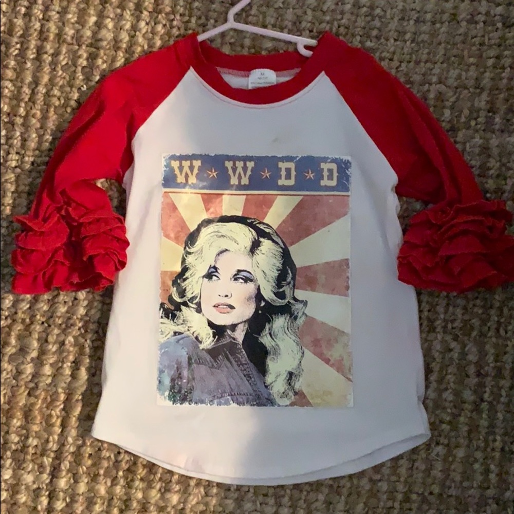 What would dolly do shirt! Play condition!